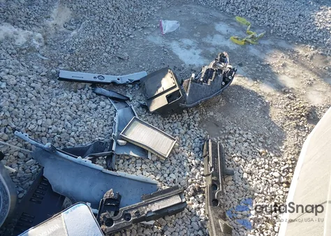 2009 Saturn Vue 4-Cyl Xe z USA, uszkodzony, nr VIN 3GSCL33P69S594201